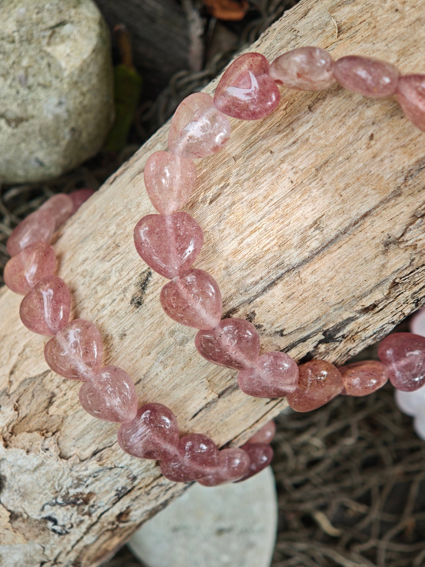 Erdbeerquarz Armband Herzen