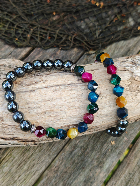 Armband mit Hämatit & facettierten Steinen