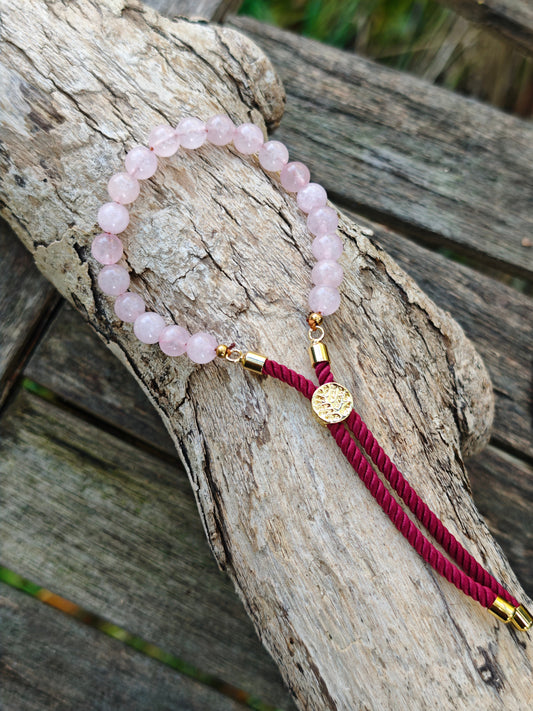18K vergoldetes Edelstein-Schnurarmband mit Rosenquarz – verstellbar