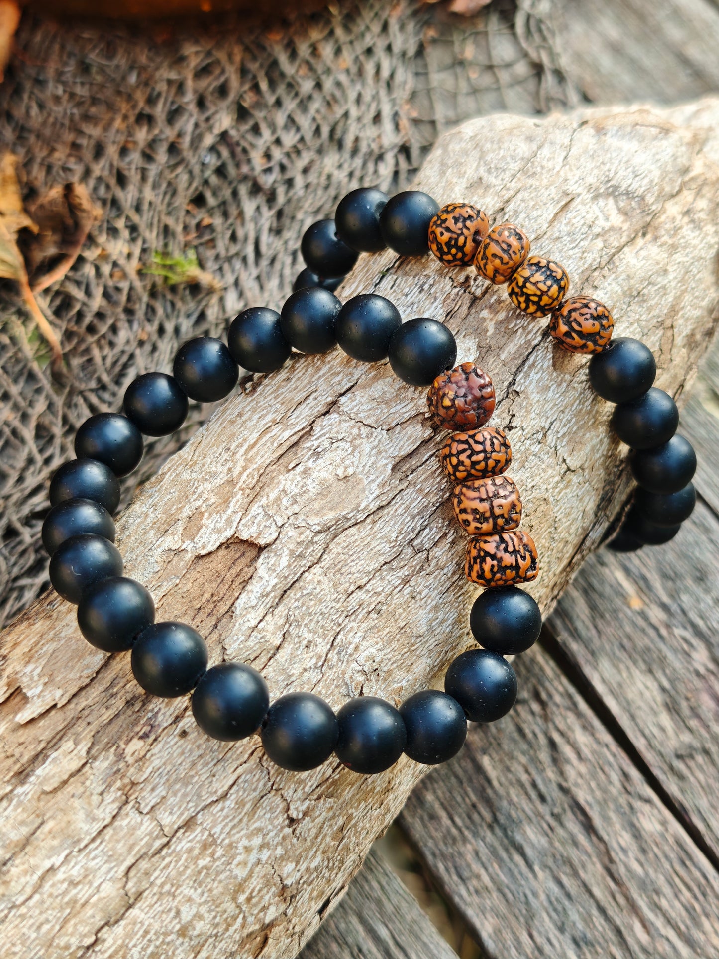 Armband schwarzer Onyx und Rudraksha-Samen