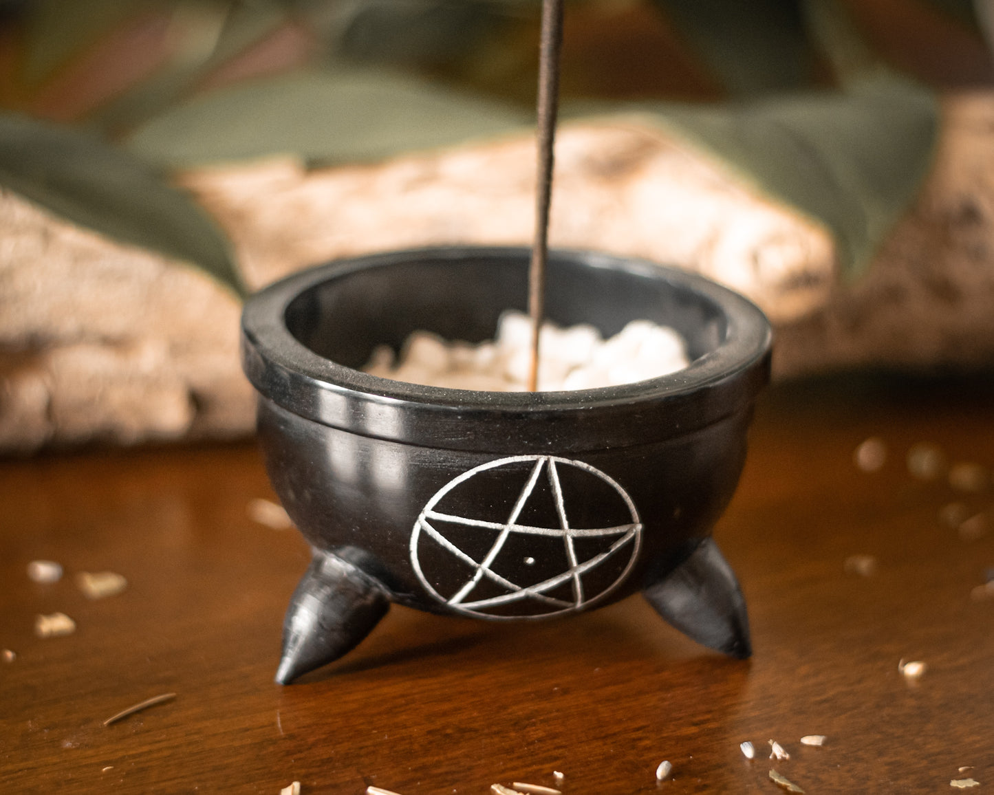 Räucherschale mit Pentagram aus Speckstein mit weißem Steingranulat
