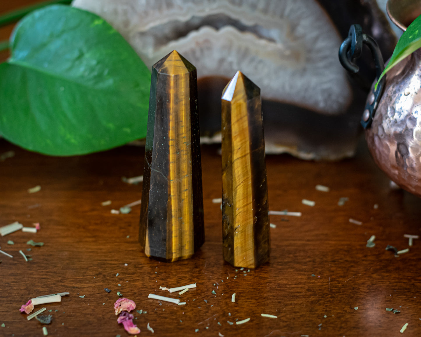 Tigerauge Obelisk