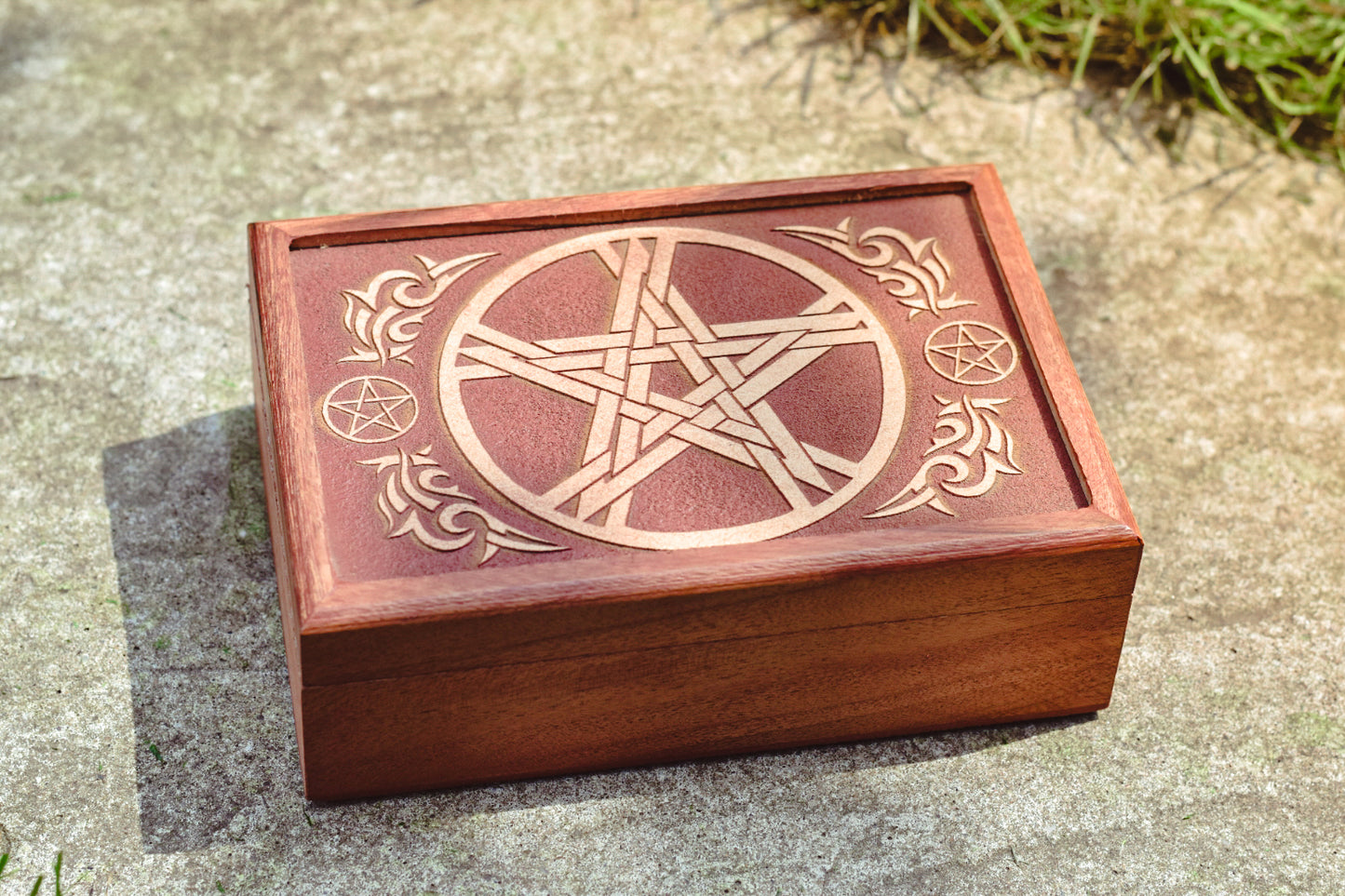 Tarotbox Pentagramm aus Akazienholz