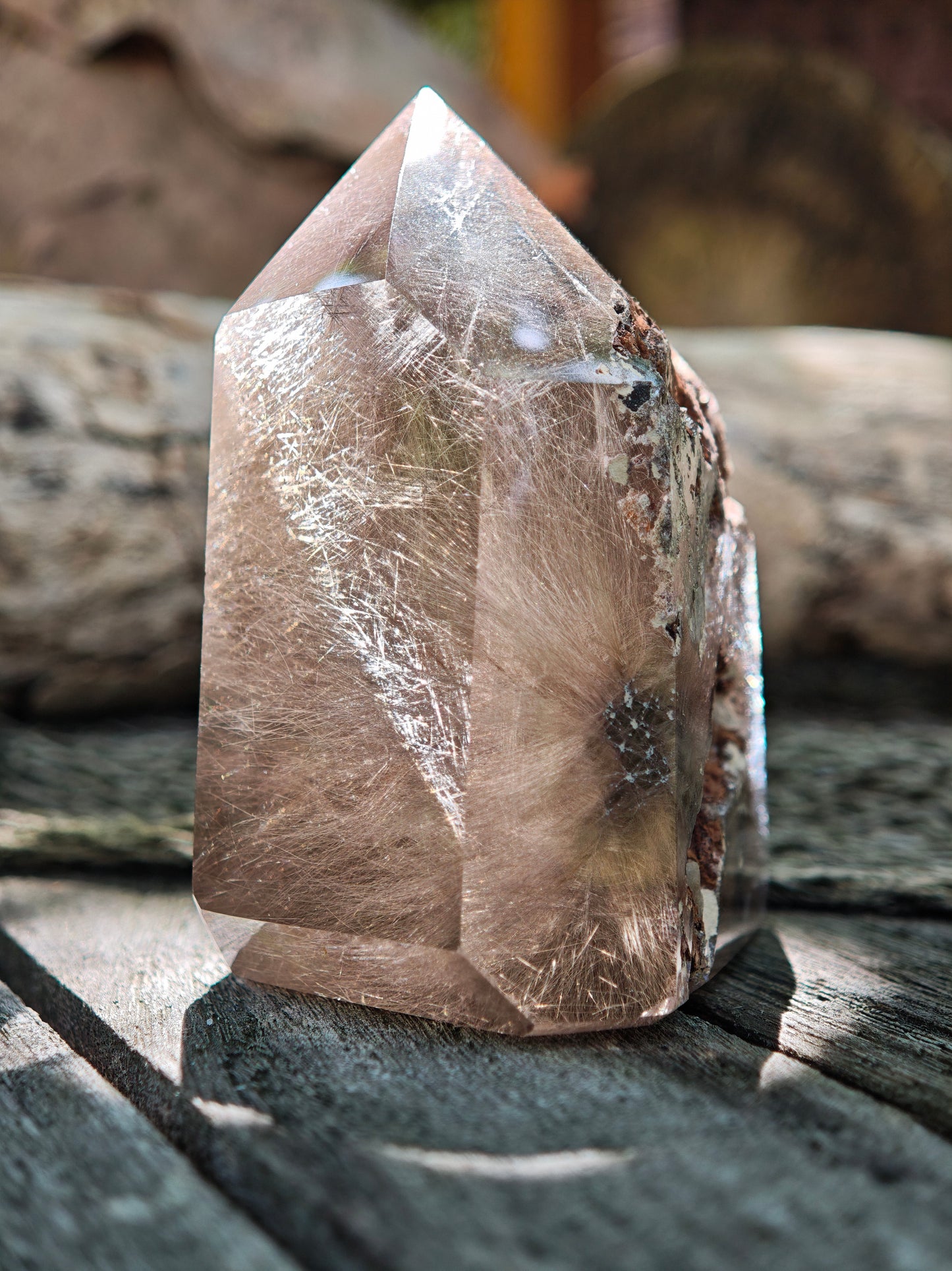 Rutilquarz Spitze  mit goldenen Nadeln