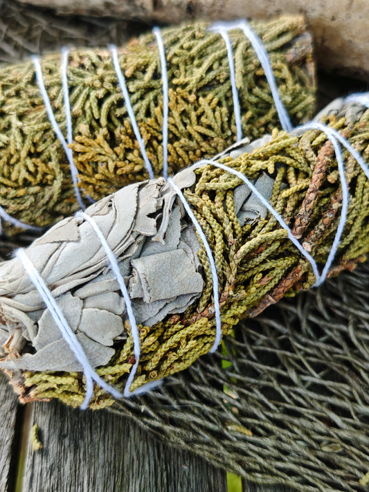 Smudge-Stick Weißer Salbei & Wacholder