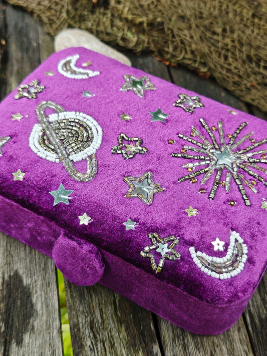 Tarotbox Samt-Lila mit Galaxie