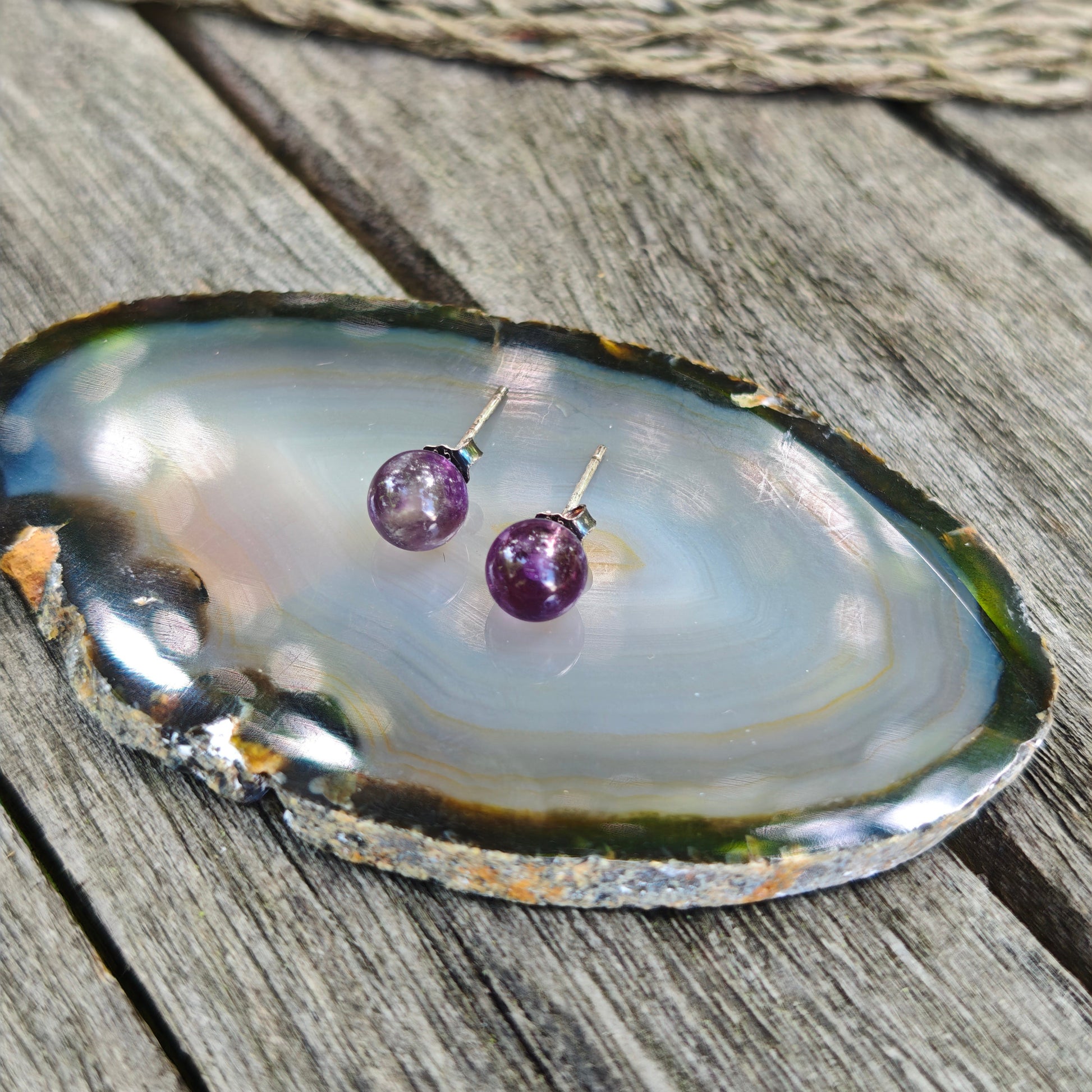 Amethyst‑Ohrstecker aus 925er Silber