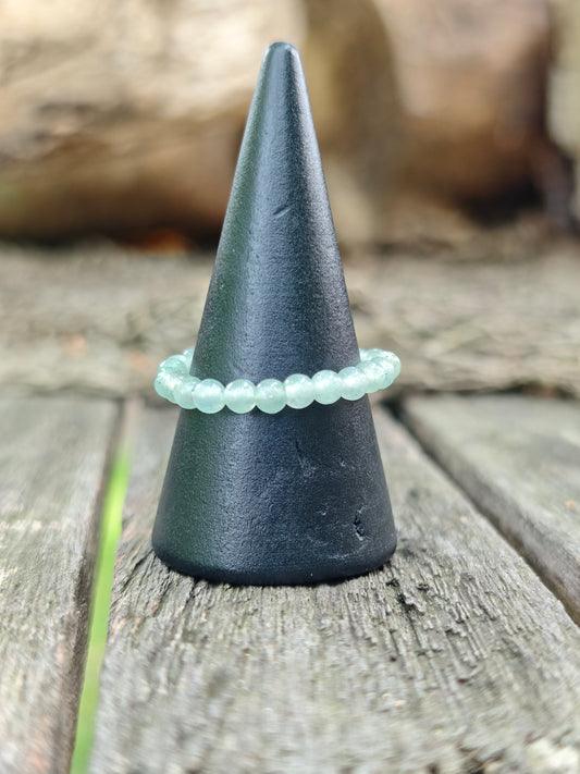 Elastischer Ring mit grünem Aventurin – 3 mm Edelsteinperlen