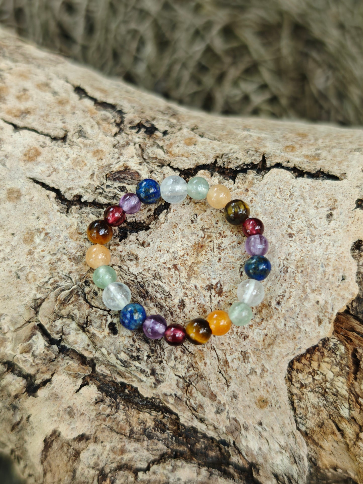 Elastischer Chakra-Ring mit 7 Edelsteinen