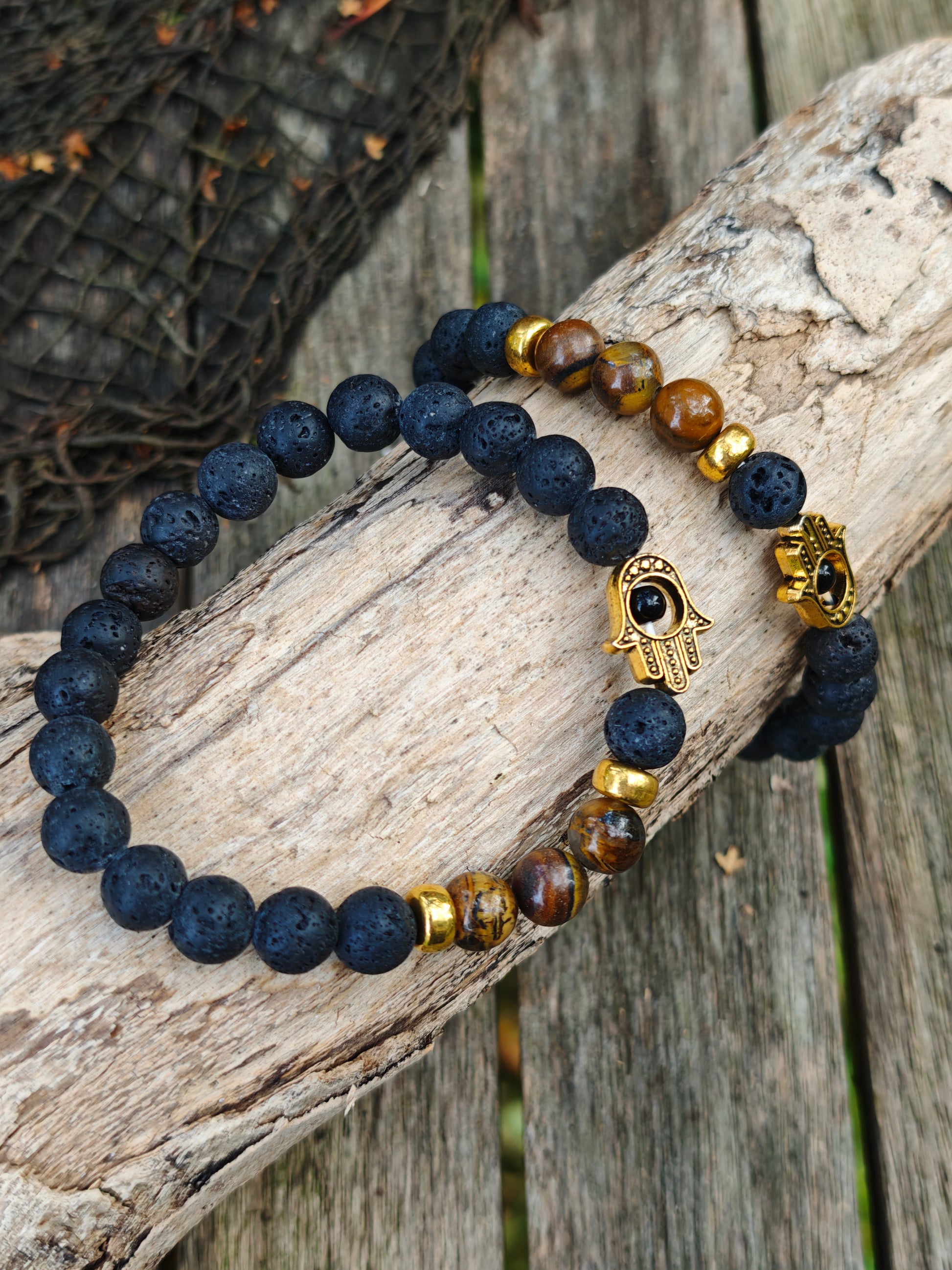 Armband mit Lava-Stein, Hamsa Hand und Tigerauge