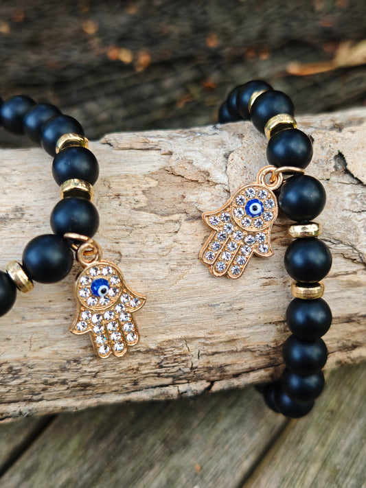 Armband mit schwarzem Achat & Hamsa-Hand