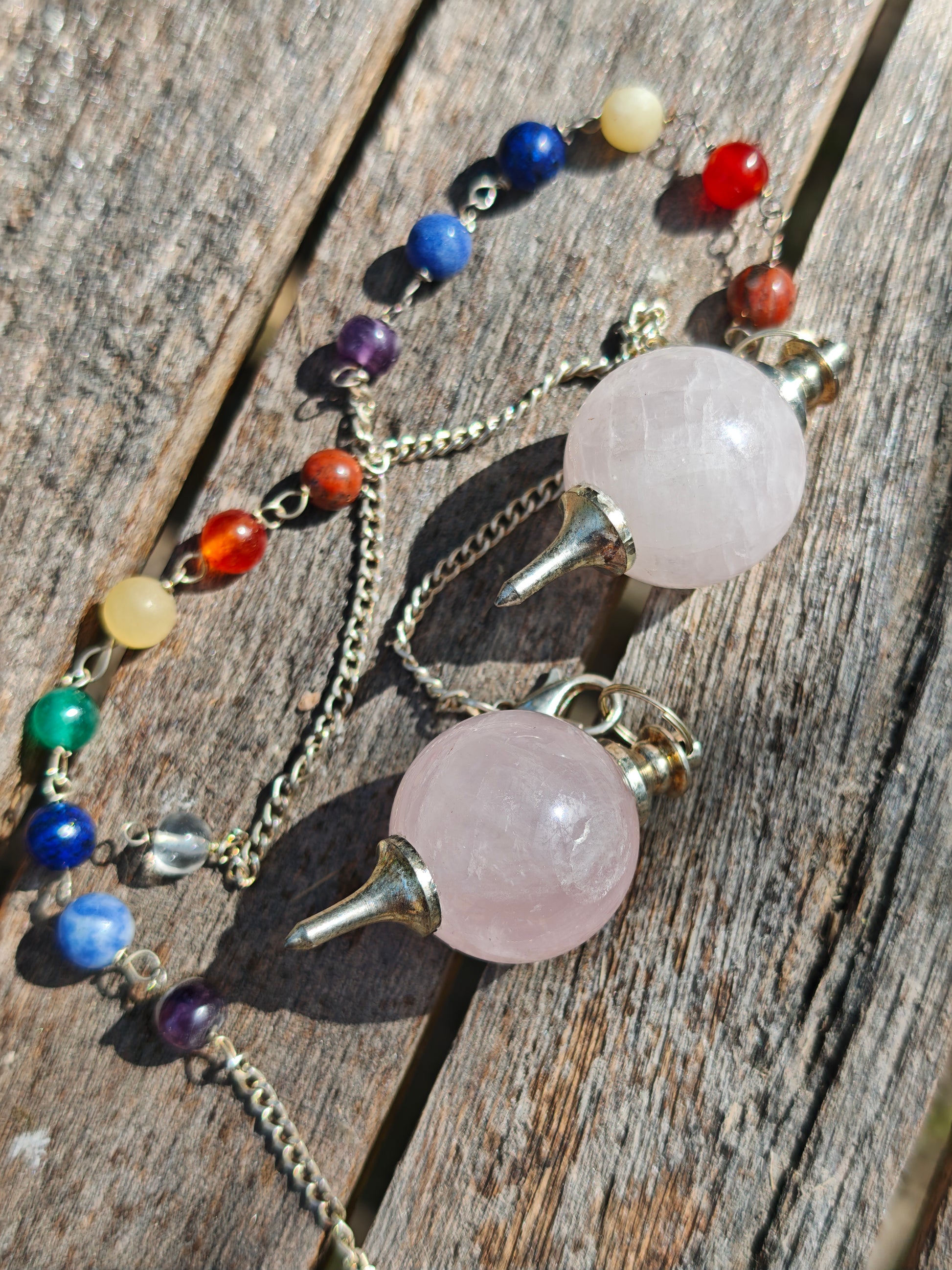 Rosenquarz Pendel mit Chakrakette